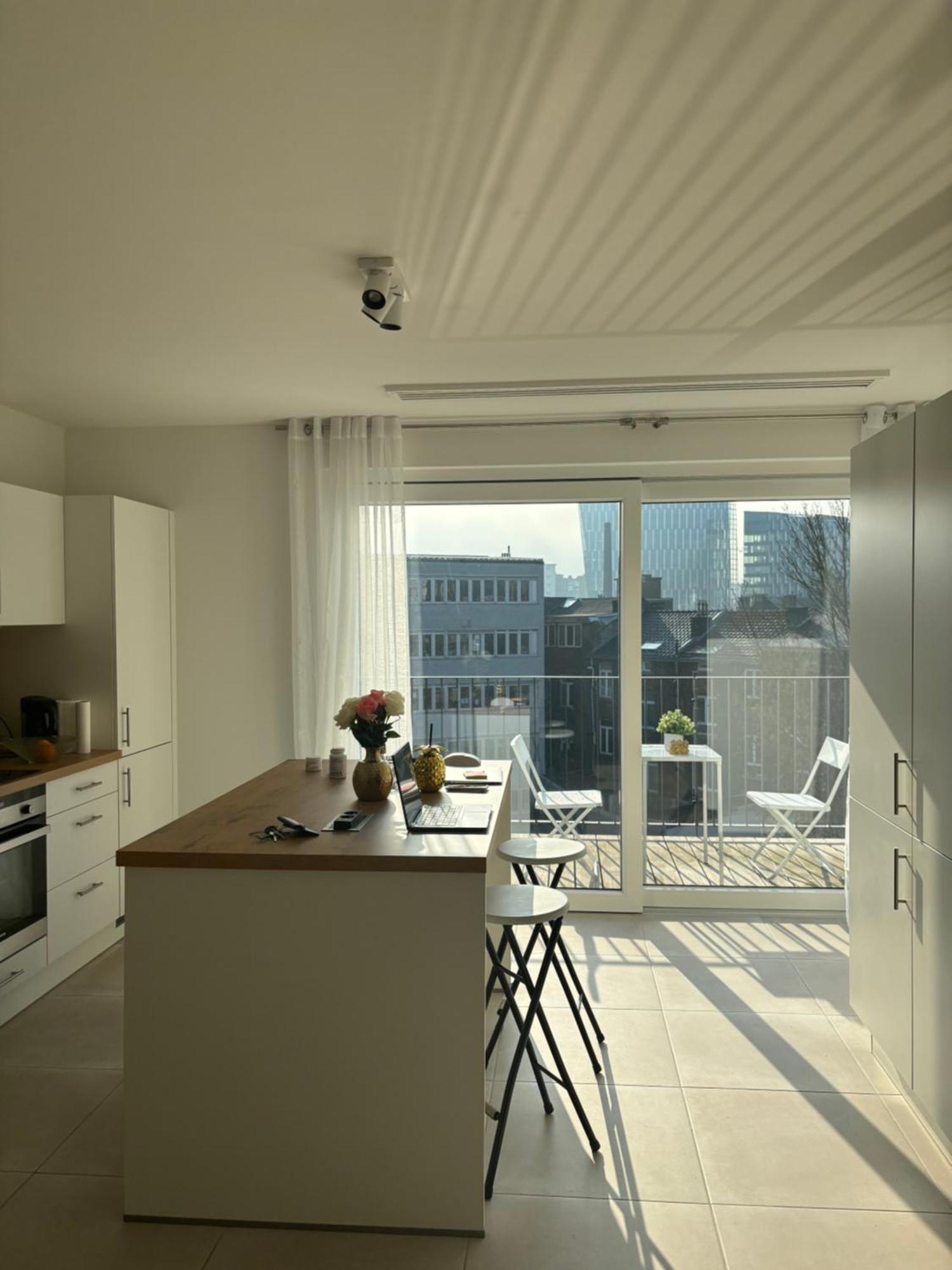 2 Bedrooms Luxury Apartment - Guillemins Lüttich Exterior foto